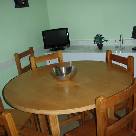 Lcb Pie De Pistas Daire